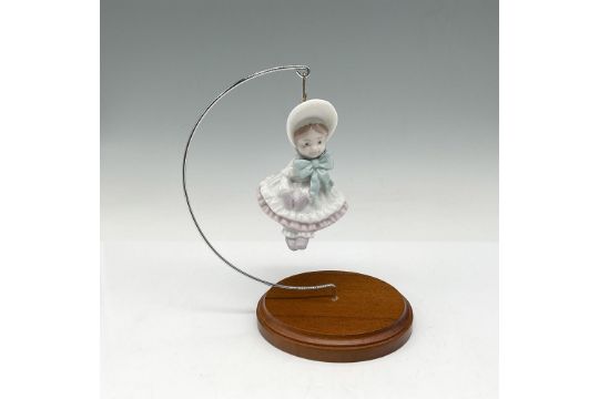 Doll 01006263 - Lladro Porcelain Ornament - Image 1 of 4