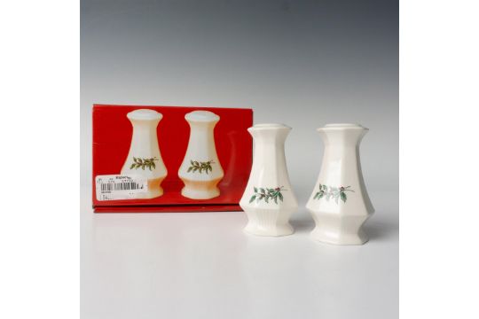 Pair of Nikko Porcelain Salt & Pepper Shakers, Christmastime - Image 6 of 6