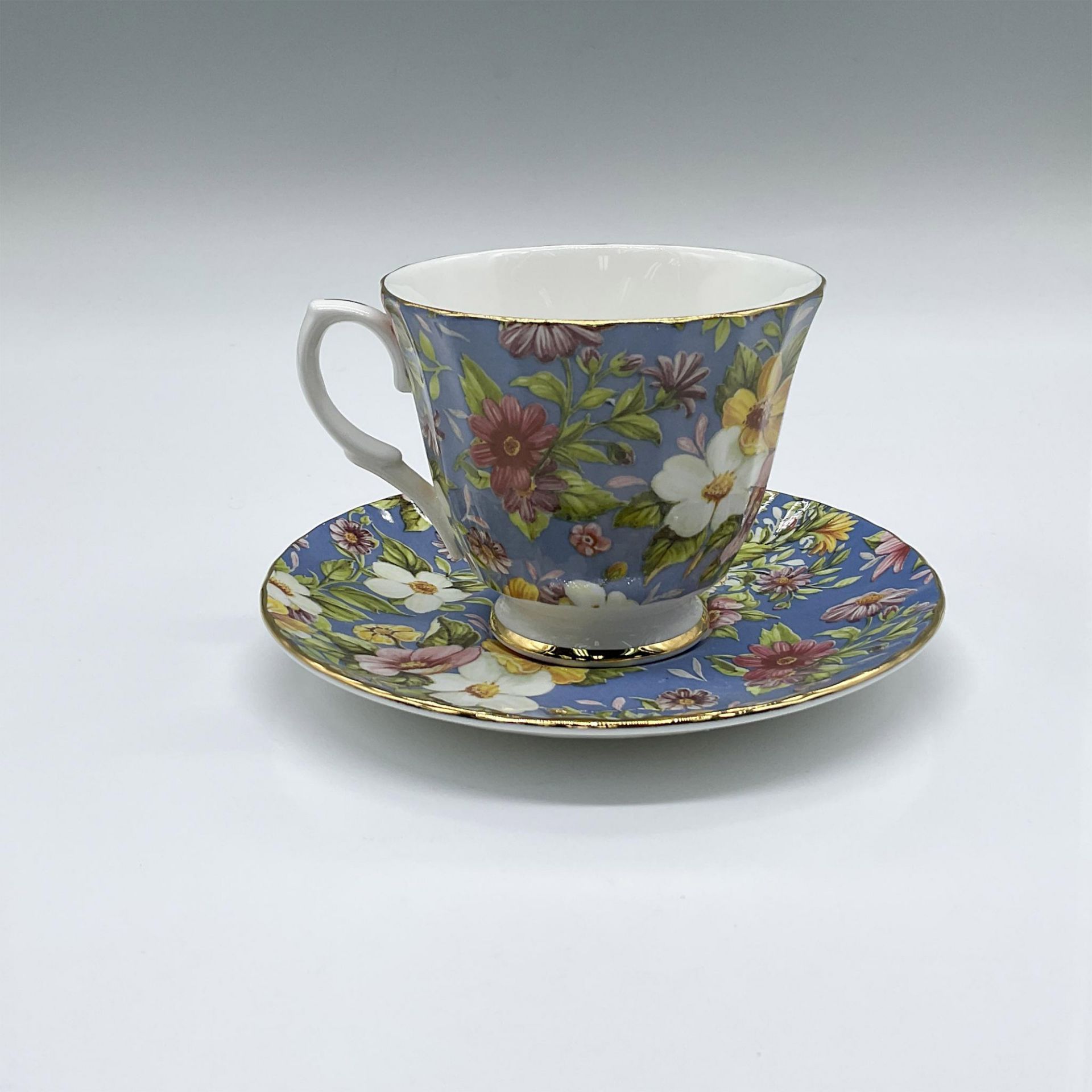 2pc Bethany Bone China Blue Floral Tea Cup and Saucer - Bild 2 aus 3