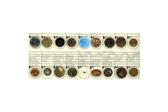 A card of division one metal pictorial buttons - Bild 3 aus 4