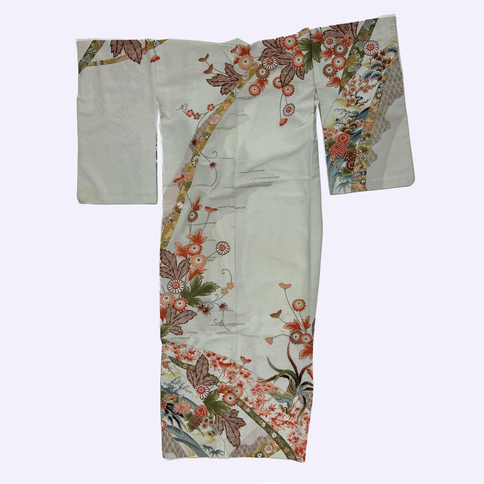 Vintage Japanese White Kimono Robe with Embroidery - Image 3 of 9