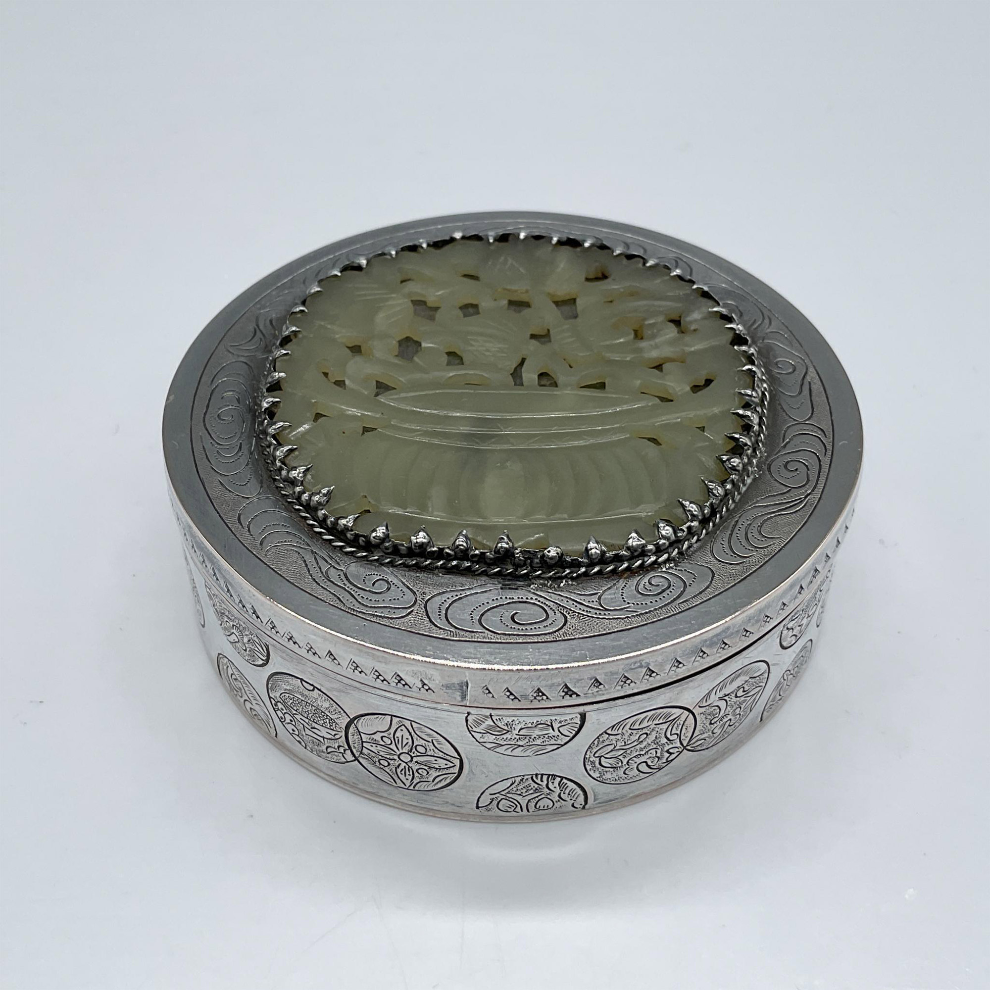 Antique Chinese Carved Jade in Silver Box