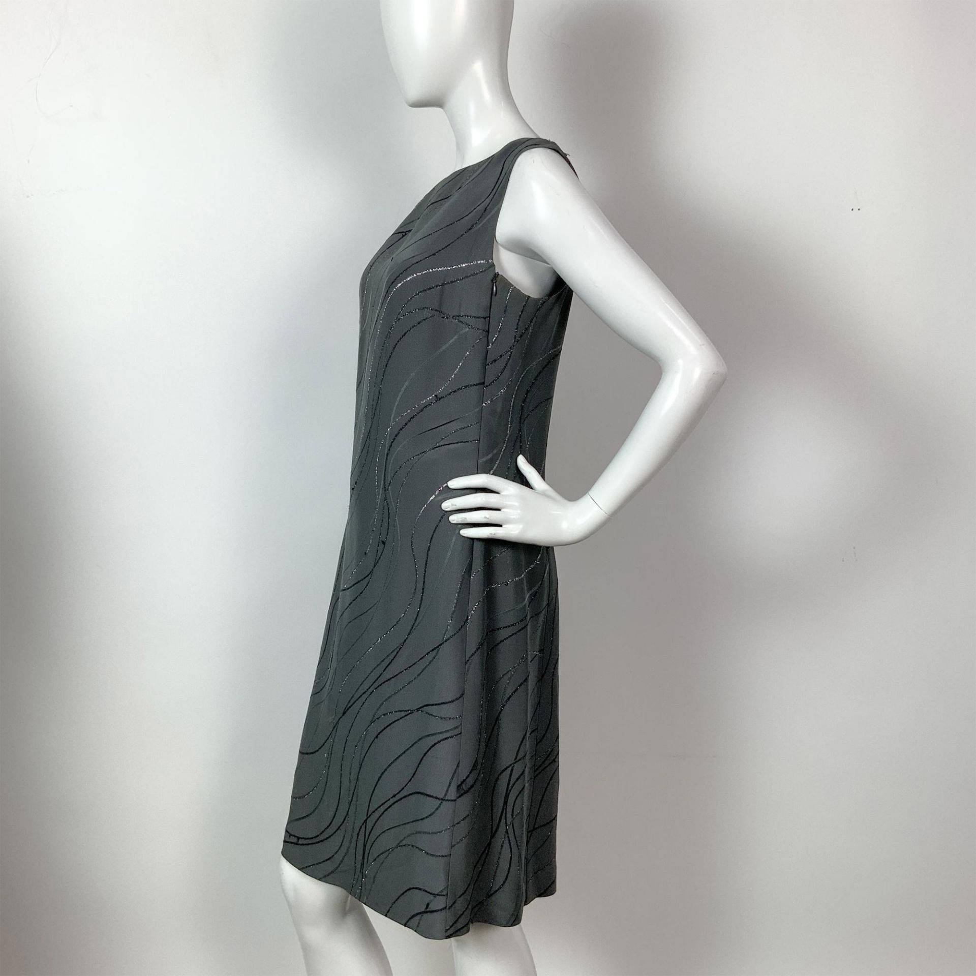 Original Antonio Fusco Beaded Grey Sleeveless Cocktail Dress - Bild 6 aus 8