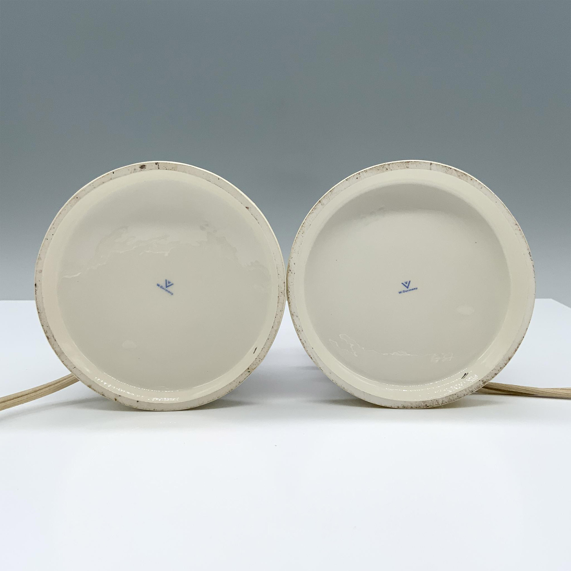 Pair of Goebel Hummel Porcelain Table Lamps - Image 9 of 9