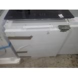 ESSENTIALS CIF60W18 INTEGRATED UNDERCOUNTER FREEZER