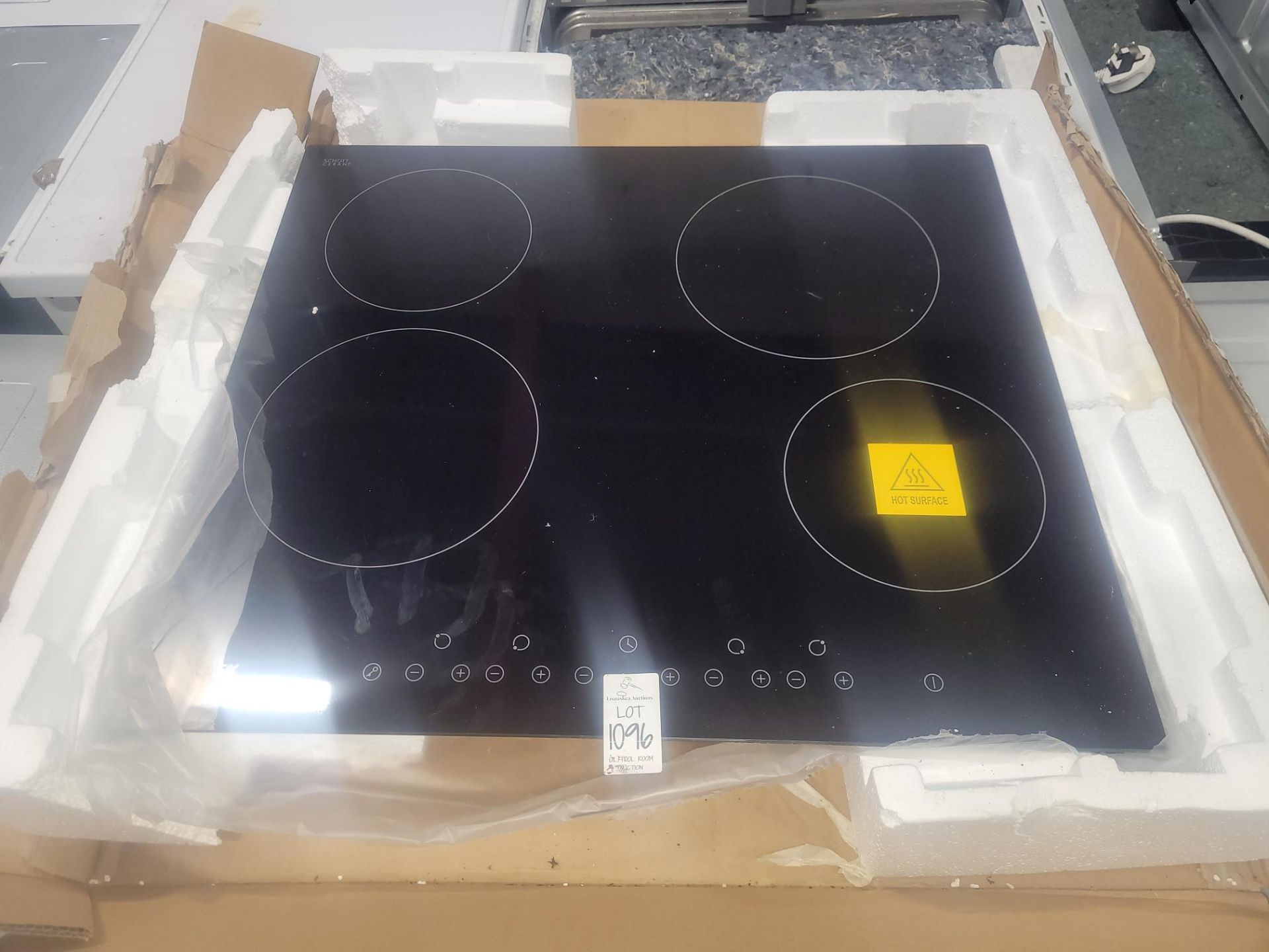 LOGIK LCHOBTC16 CERAMIC HOB