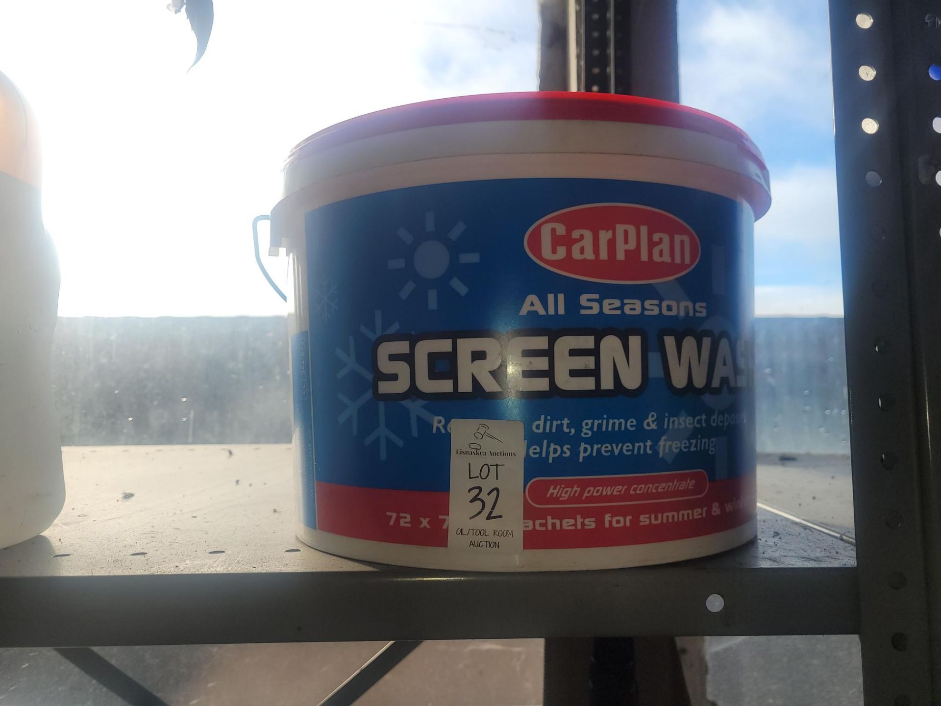 TUB OF CARPLAN SCREEN WASH 72x70ML SACHETS