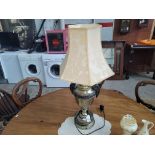 LARGE URN STYLE TABLE LAMP