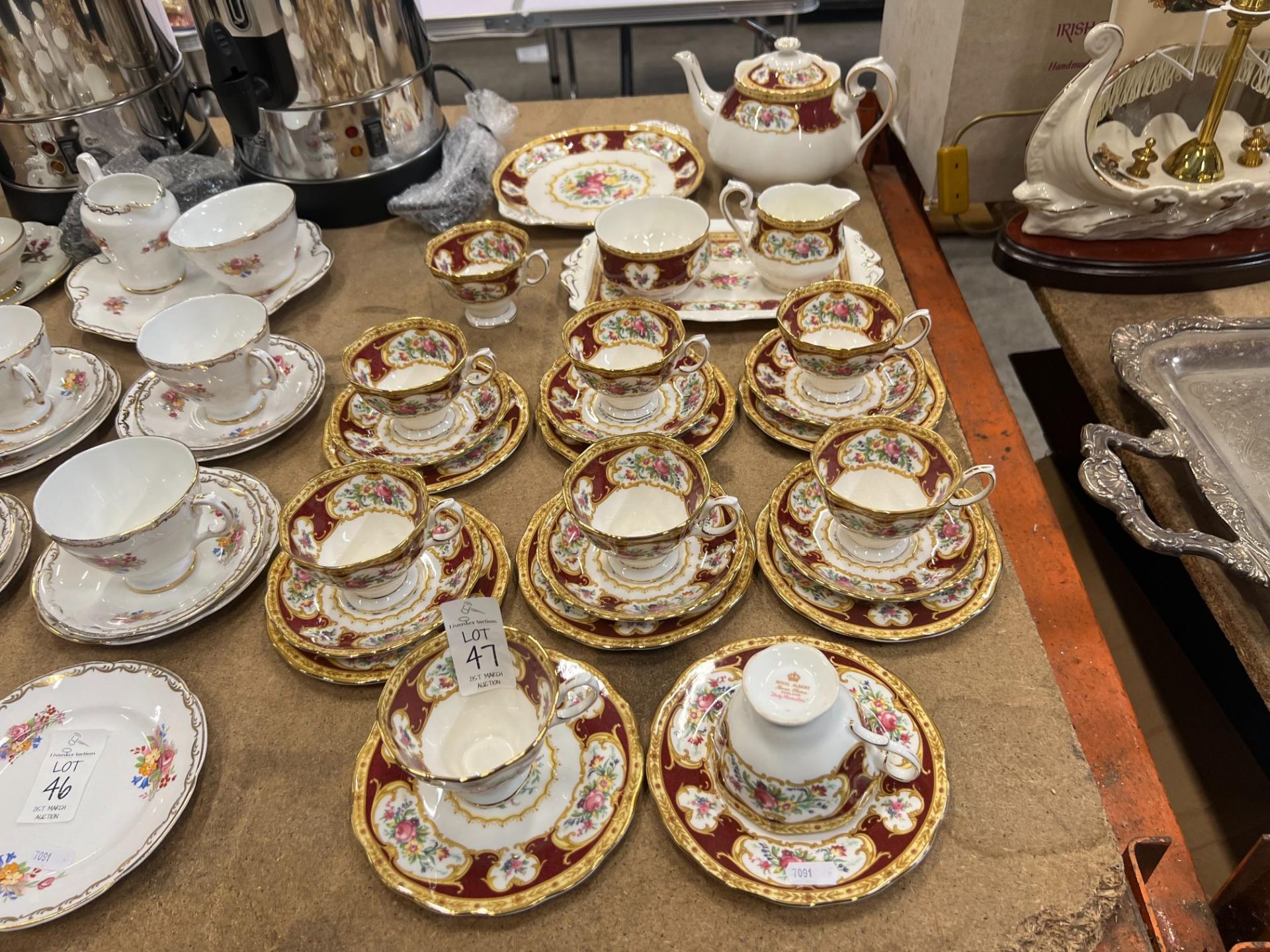 28PC ROYAL ALBERT LADY HAMILTON CHINA TEA SET