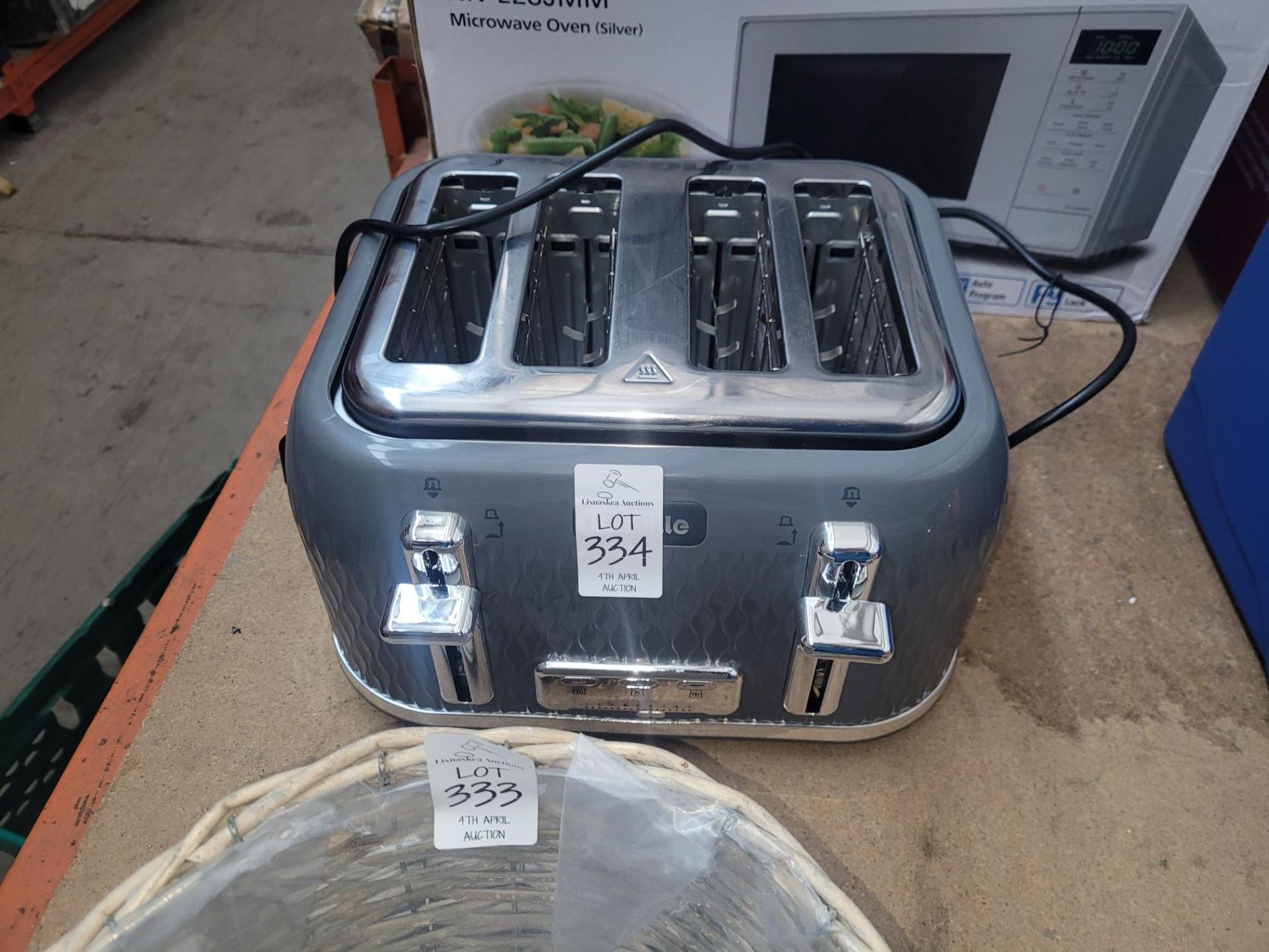 BREVILLE TOASTER