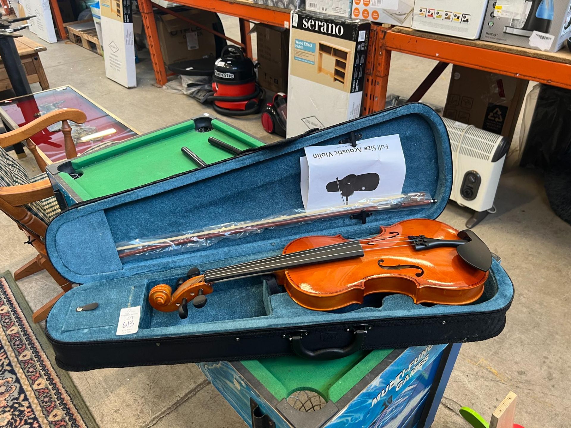 FULL SIZE ACOUSTIC VIOLIN IN CASE WITH BOW (NEW)