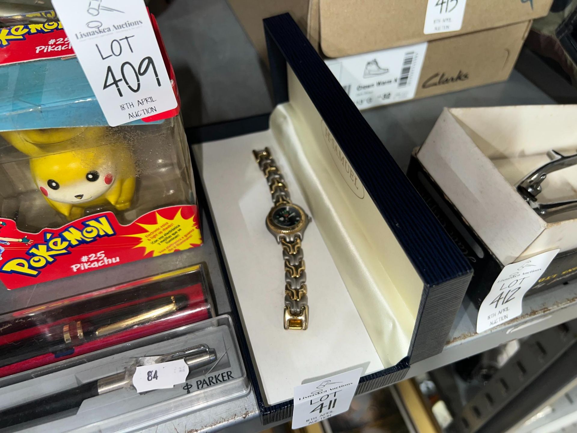 WRISTWATCH IN BOX