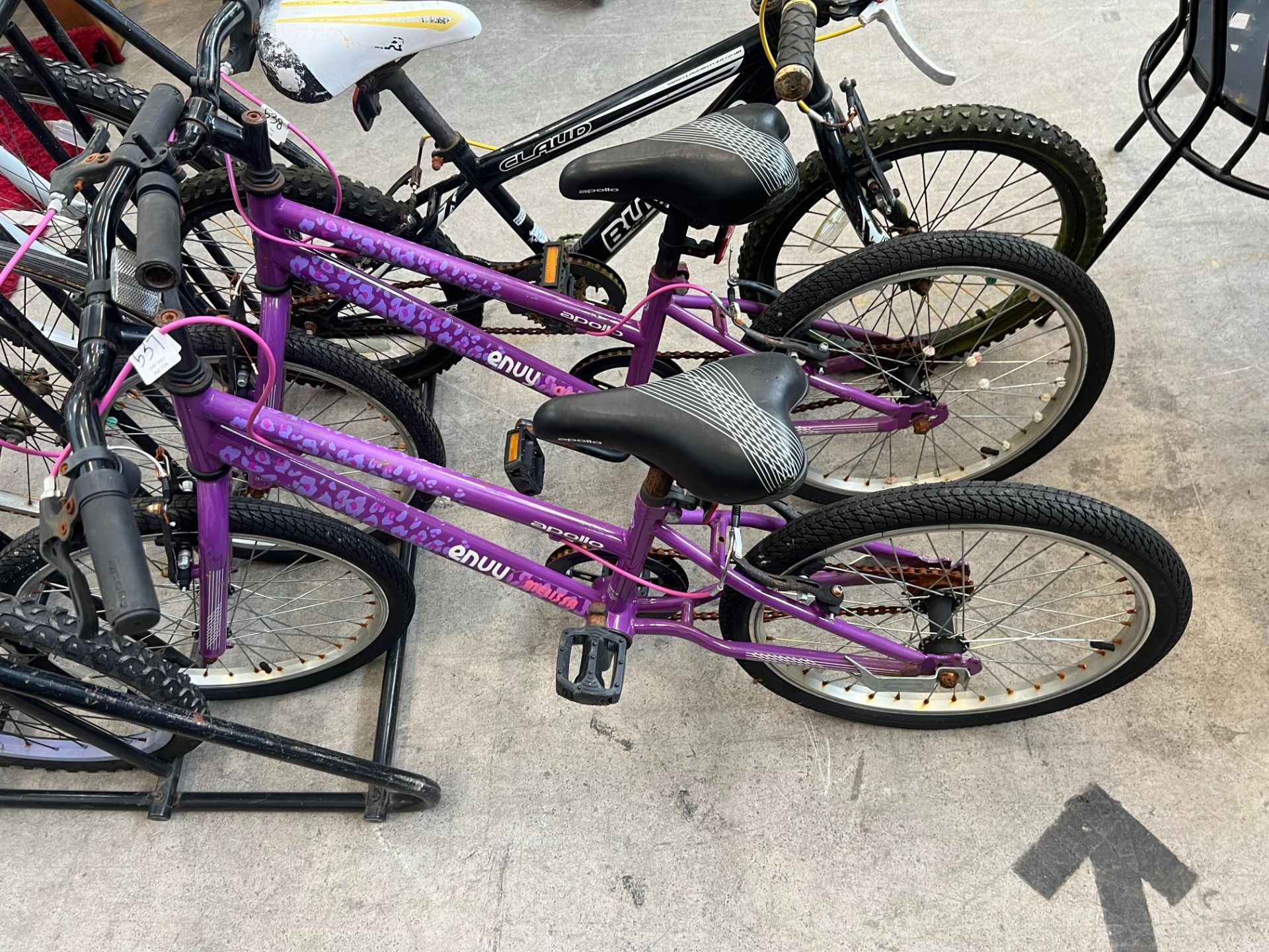 APOLLO ENVY PURPLE CHEETAH PRINT BIKE