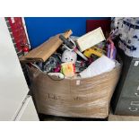 FULL PALLET OF ASSORTED CONTENTS (BUYER MUST TAKE ALL)