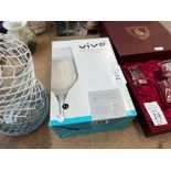 PAIR OF VILLEROY & BOCH VIVO WINE GLASSES