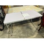 4FT FOLDING CAMPING TABLE