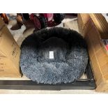 CHARCOAL GREY FLUFFY PET BED (NEW)