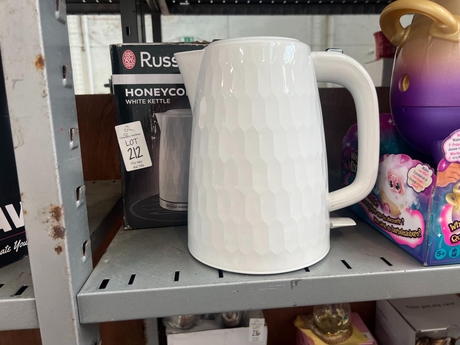 RUSSELL HOBBS HONEYCOMB WHITE KETTLE (WORKING)