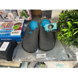 PAIR OF ROCKDOVE GREY & BLUE SLIPPERS (NEW)