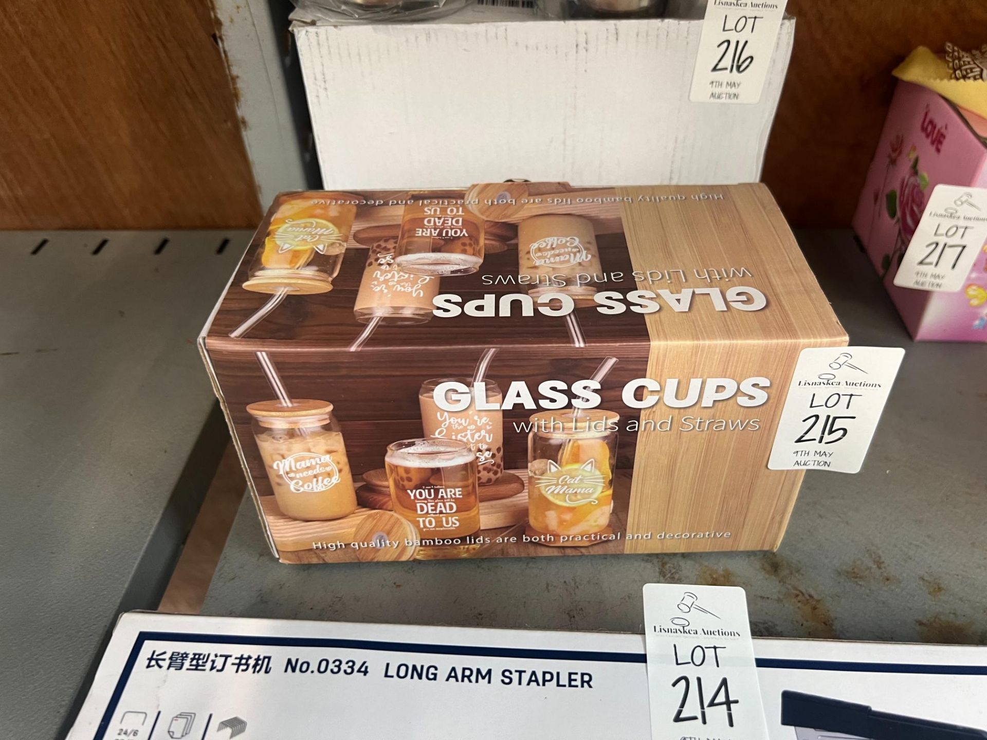GLASS CUPS W/ LIDS & STRAWS SET