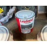 2.5L OF LEYLAND TRADE WOOD AND METAL HIGH GLOSS BRILLIANT WHITE PAINT