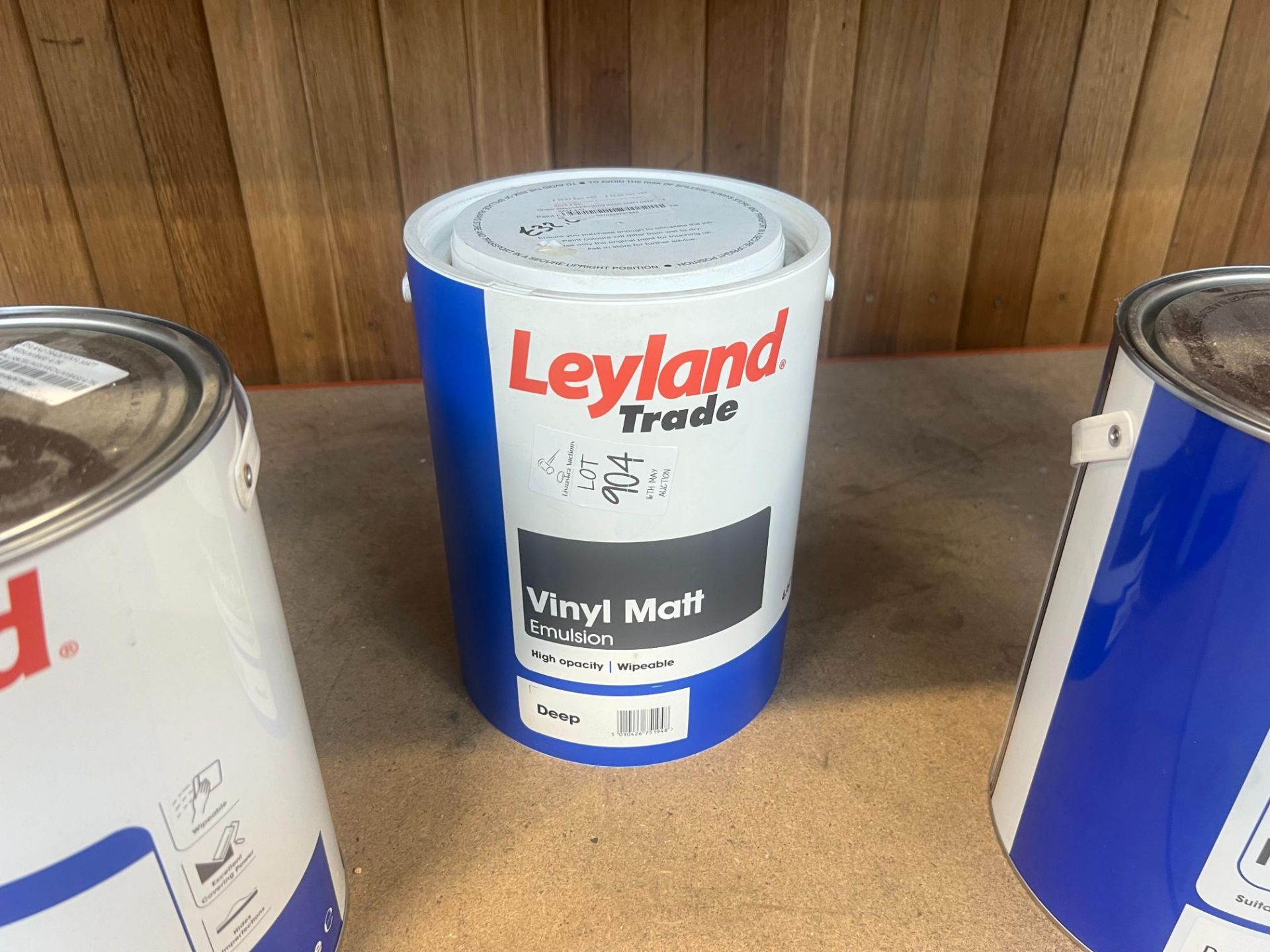 4.62L OF LEYLAND TRADE VINYL MATT DEEP EMULSION PAINT