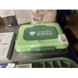 GREEN CLIP-TOP TIERED LUNCH BOX (NEW)