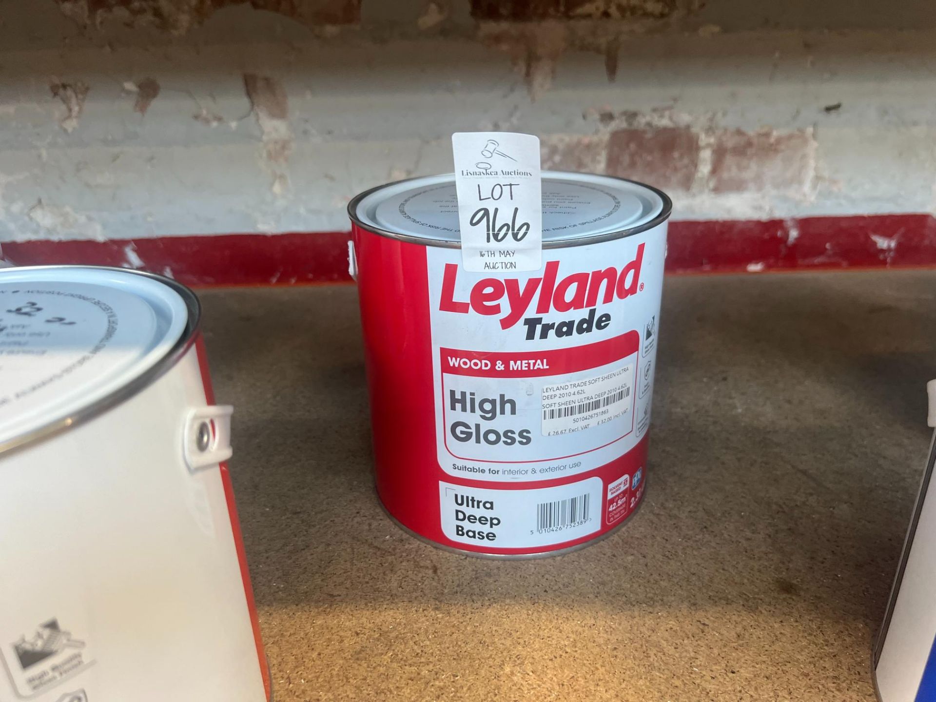 2.313L OF LEYLAND TRADE WOOD AND METAL HIGH GLOSS ULTRA DEEP BASE PAINT