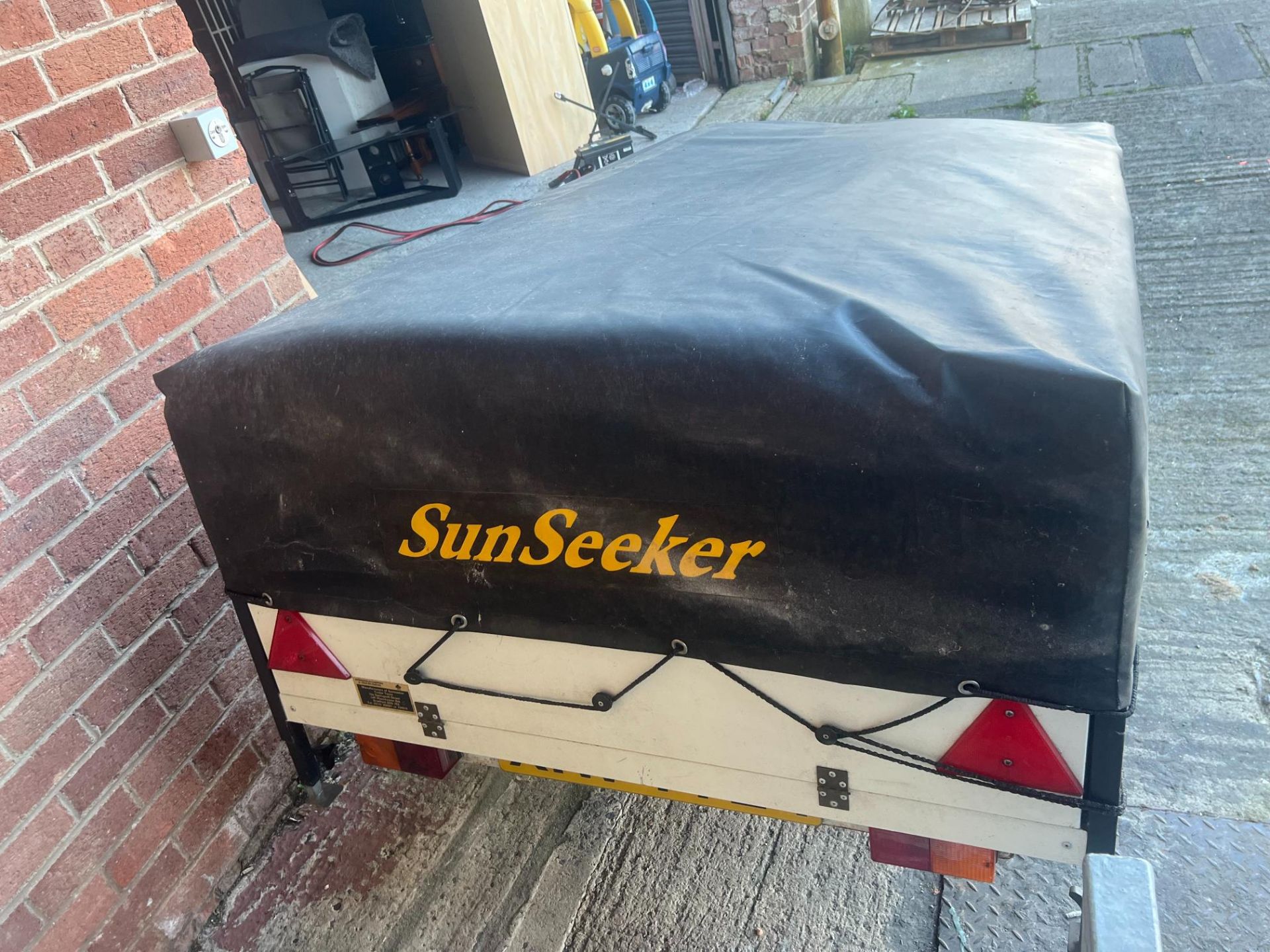 SUN SEEKER CLASSIC TRAILER TENT - Image 4 of 7