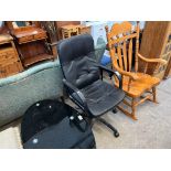 BLACK OFFICE SWIVEL CHAIR