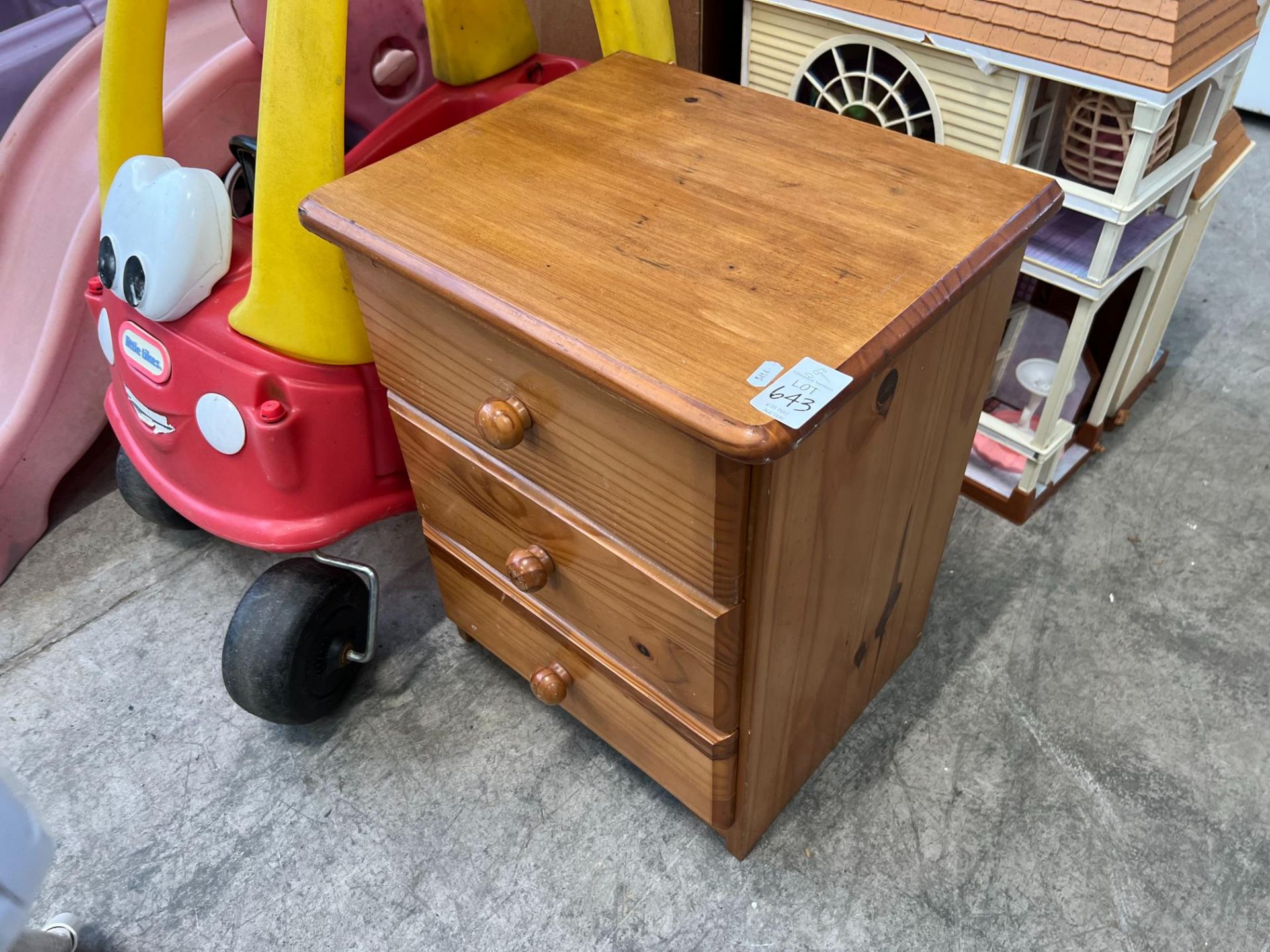 PINE 3 DRAWER LOCKER