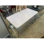 4FT FOLD OUT CAMPING TABLE (NEW)