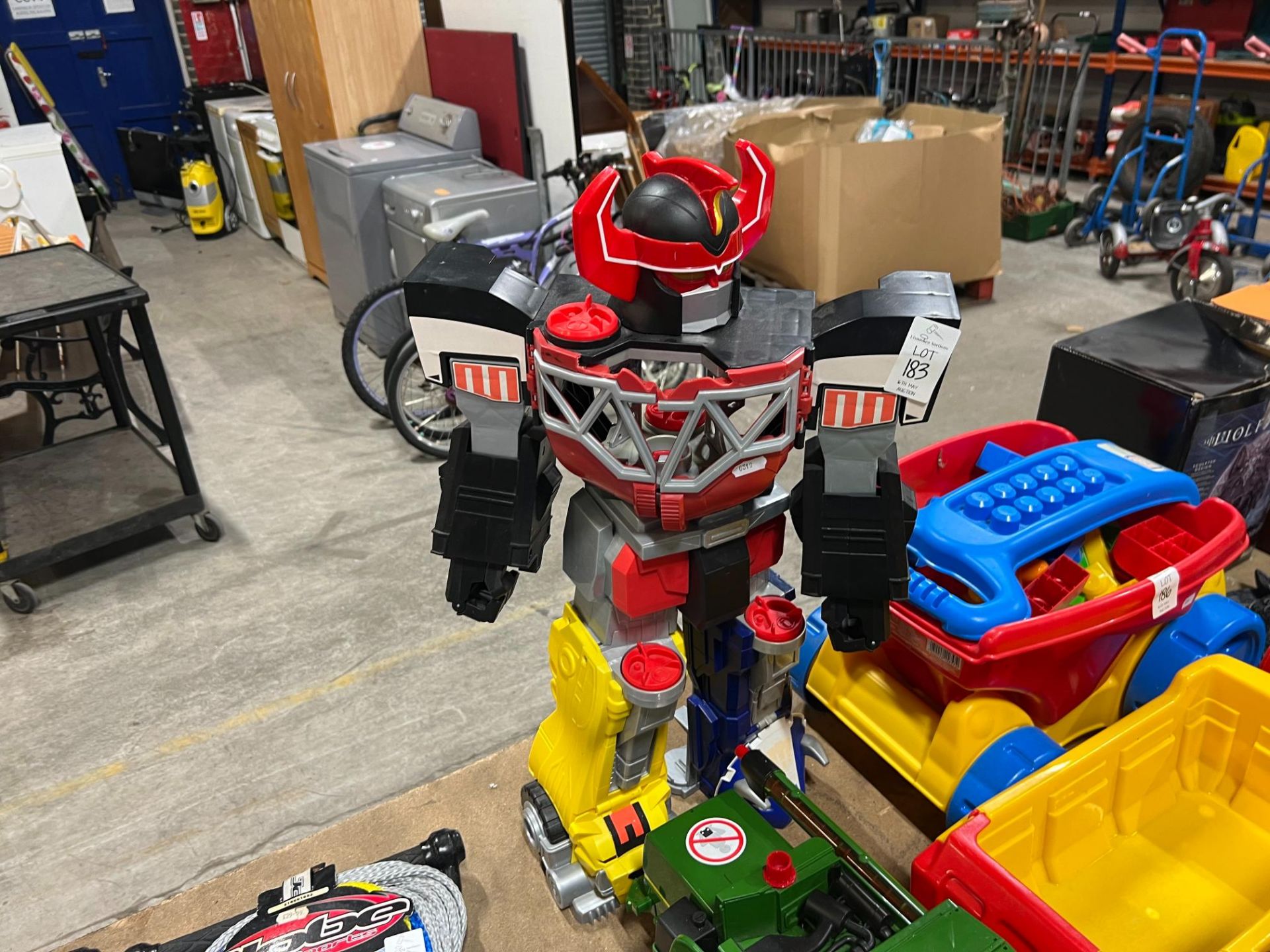 RED TRANSFORMER TOY