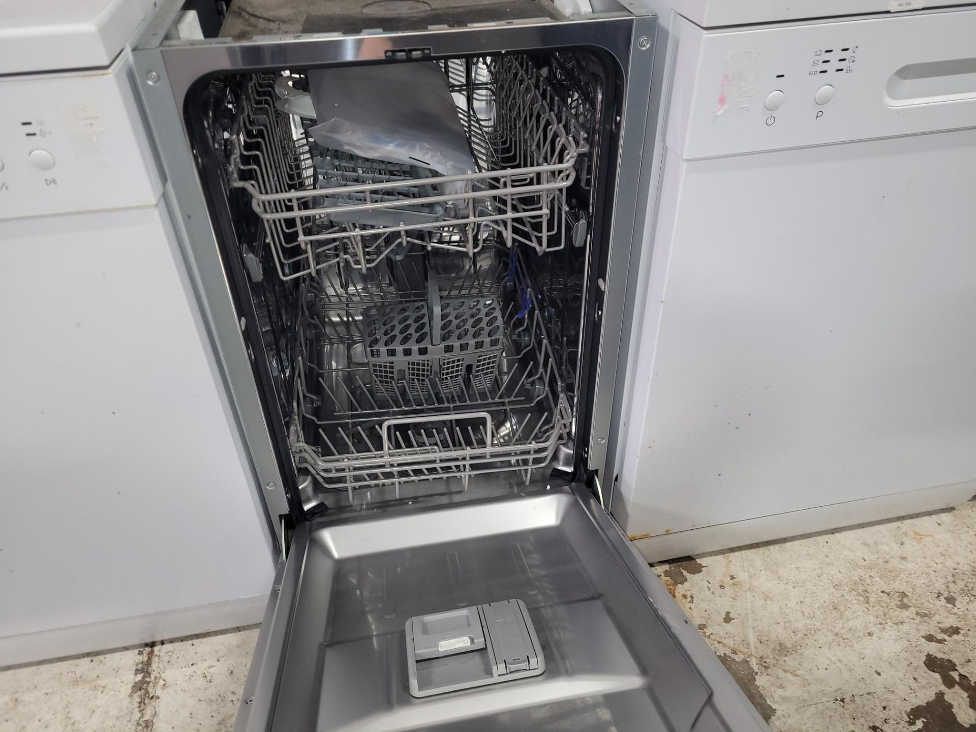 LOGIKLID45W20 SLIM INTEGRATED DISHWASHER