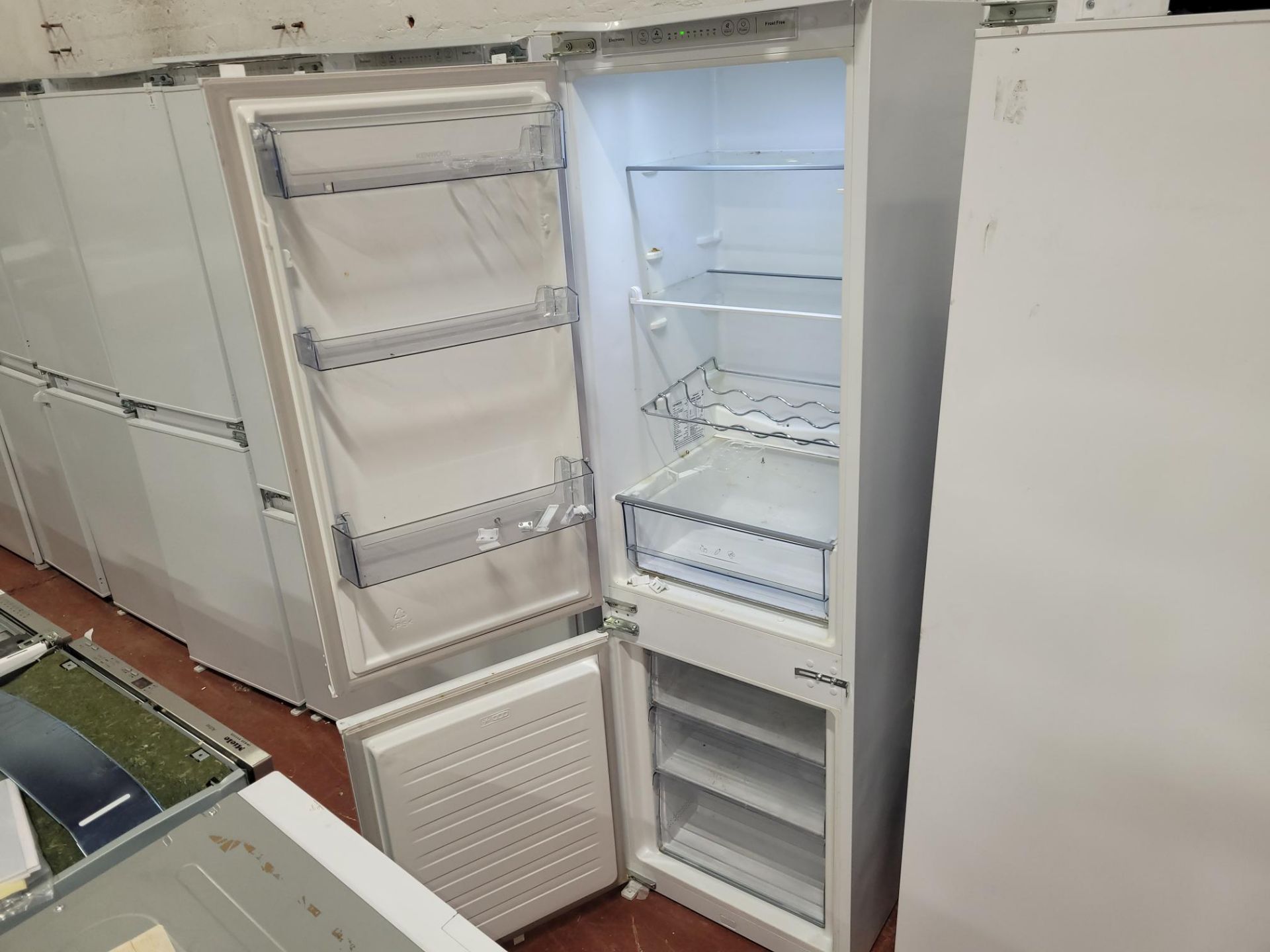 KENWOOD WHITE REFRIGERATOR KIFF7017