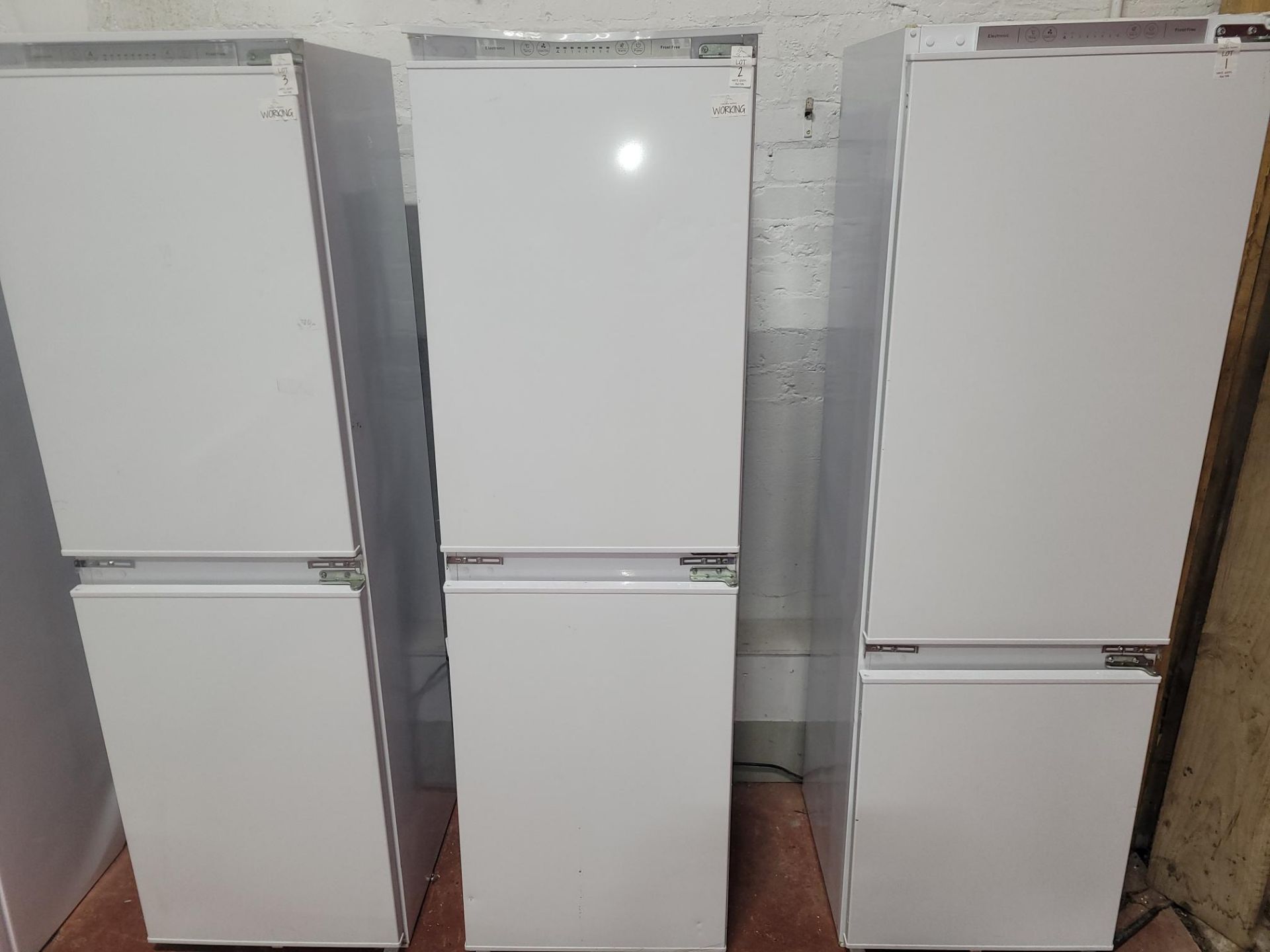 KENWOOD WHITE FREESTANDING REFRIGERATOR KIFF5020 (WORKING) - Image 2 of 2