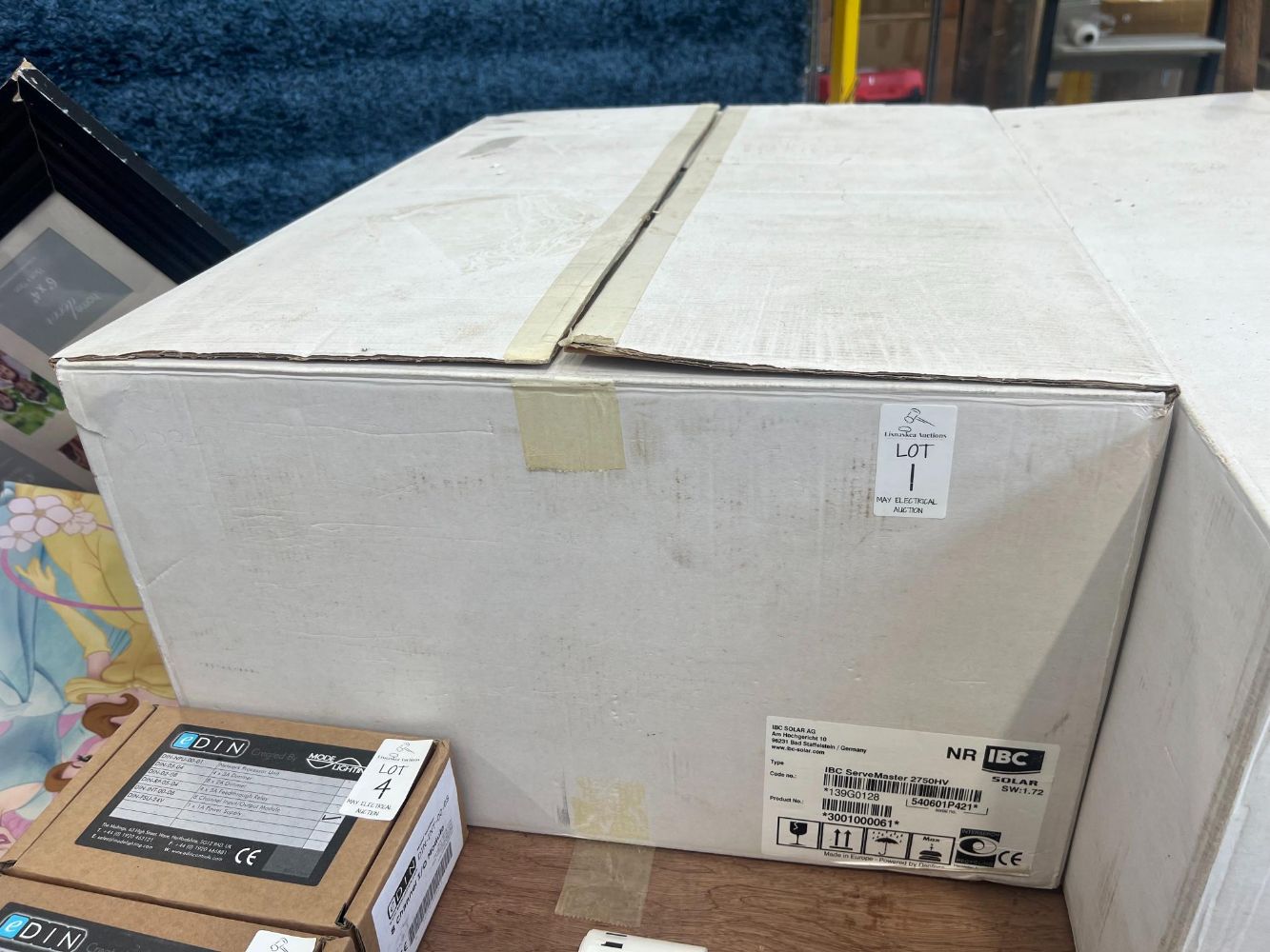 ELECTRICAL SUPPLIES UNRESERVED AUCTION - 1ST JUNE  ENDING FROM 12 NOON (PLUS VAT AUCTION)