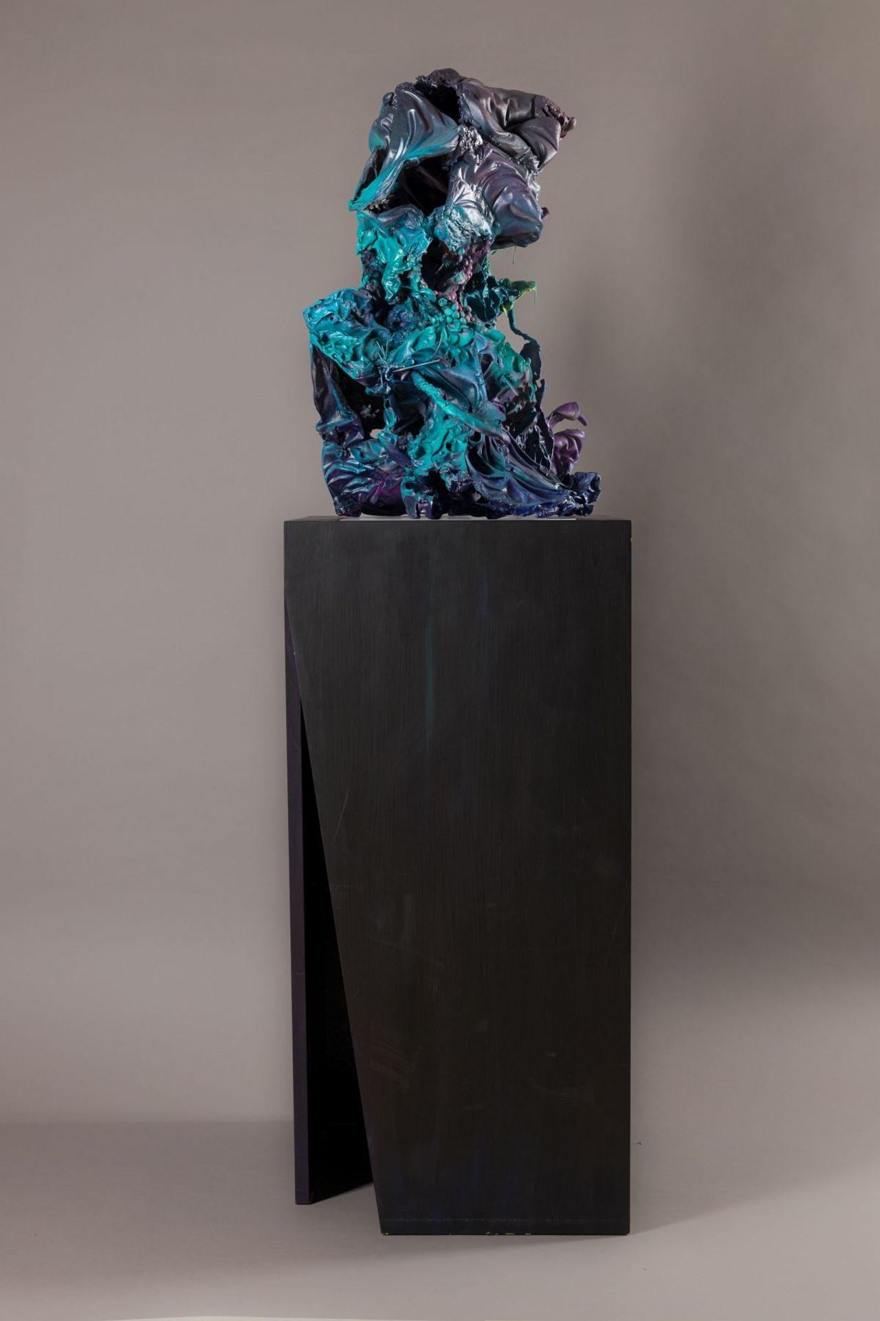 Karner, Karl(*1973)Untitledaluminium and spray paint on wooden base (base not by artist)H: 23,6 in / - Image 7 of 28