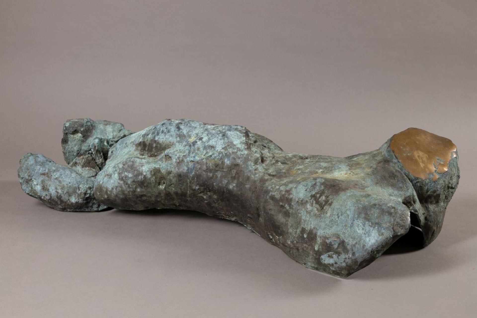 Blaickner, Theo(*1949)Female Torso, 1989bronzemonogrammed and datedH: 7,1 in / W: 34,3 in / D: 14,