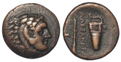 Ancient Greek Macedonia AE17 of Alexander the Great, hd. of Herakles wearing lion skin r. /
