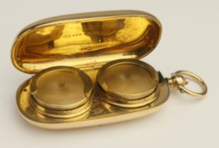 18ct gold twin Sovereign holder, engraved "James Greenlees 1899" . Total size including loop