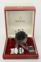 Omega Seamaster 300 divers wristwatch, ref. 2913-5 SC, circa 1958. The matte black dial with applied