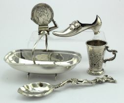 Mixed lot of silver items (five) comprising a small basket (damage to handle) hallmarked JD&S