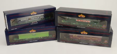 Bachmann. Eight boxed Bachmann OO gauge wagons, comprising 37-300 (2 wagon set); 37-300A (2 wagon