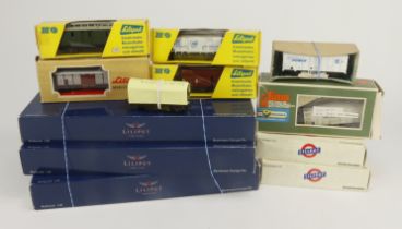 Liliput. Thirteen Liliput HO gauge wagons (some boxed), including L240078 (x3), 24750 (x2), 220,