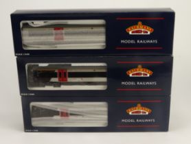 Bachmann boxed OO gauge Class 170 3 Car Unit Cross Country set (32-465)