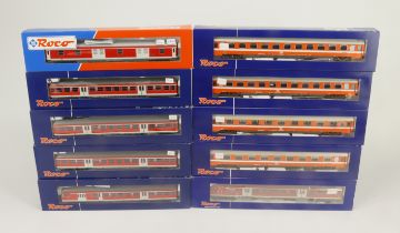 Roco. Ten boxed Roco HO gauge coaches, comprising 44657 (x2), 44661 (x2), 44940 (x3), 44942, 45241 &