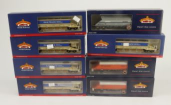 Bachmann. Eight boxed Bachmann OO gauge wagons, comprising 38-210 (x2), 38-212 (x2), 38-211, 37-326,