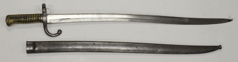 Bayonet 1866 pattern French sword bay unmarked, to the back edge stamped V on blade 4725 on Quilon