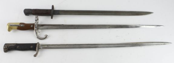 Bayonets (3) all without scabbards. 1) Imperial German M1898 by Simpson Suhl, blade 52cm, quill